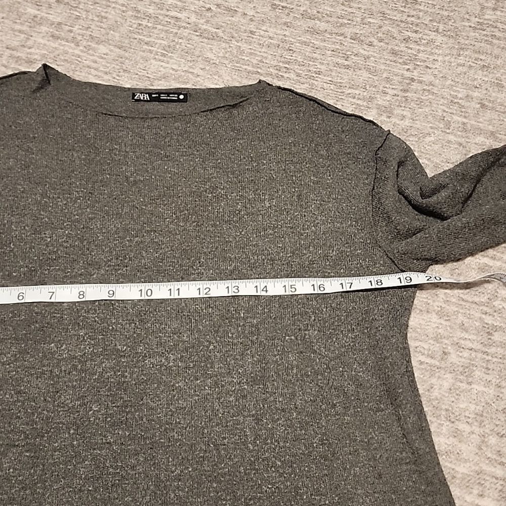Zara- top - Picture 3 of 4